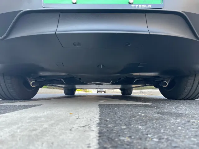 Tesla Model Y — Фото автомобиля 19