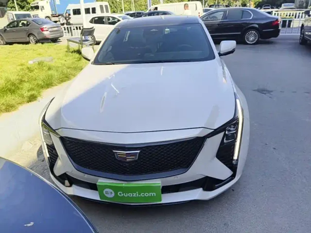 Cadillac CT5 — Фото автомобиля 2