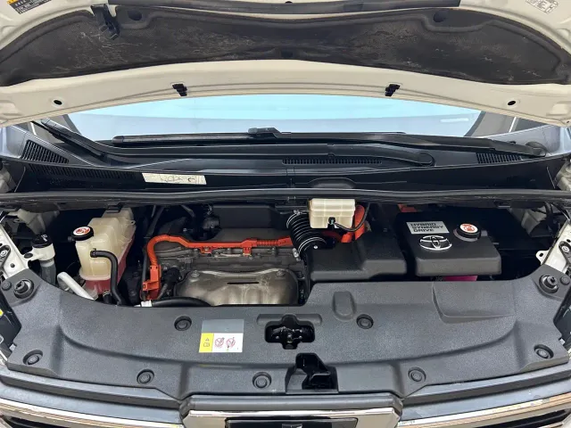 Toyota Vellfire — Фото автомобиля 9