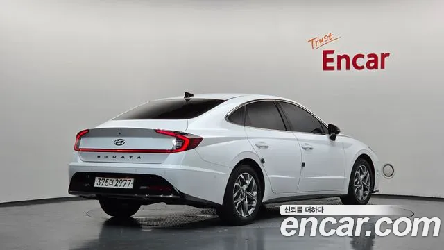 Фотография автомобиля — Hyundai Sonata