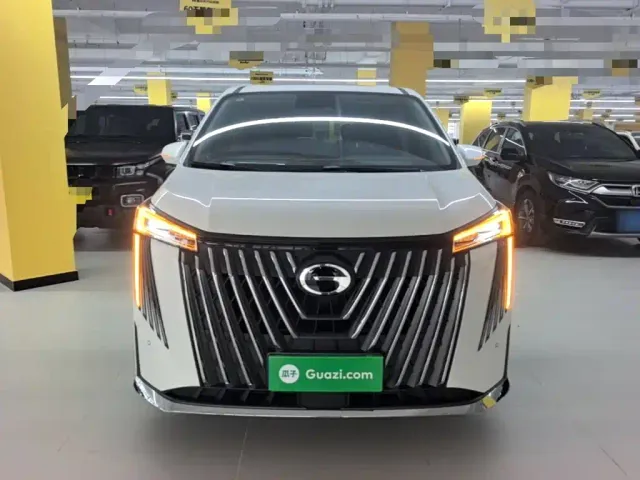 GAC Trumpchi M8 — Фото автомобиля 2