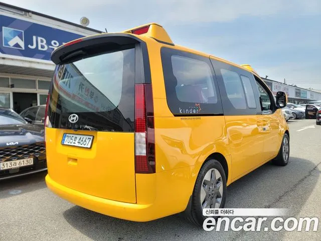 Hyundai Staria — Фото автомобиля 3