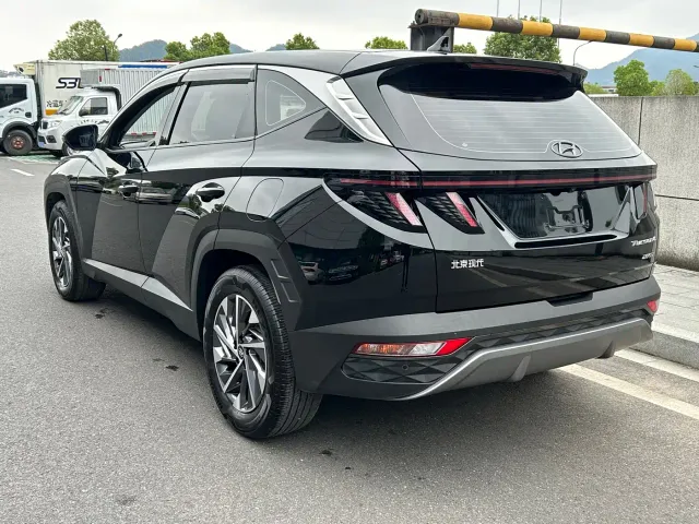 Hyundai Tucson — Фото автомобиля 7
