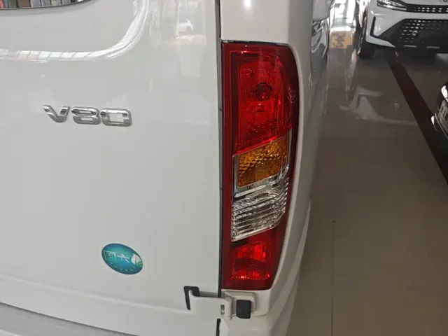 Maxus Xintu V80 — Фото автомобиля 7