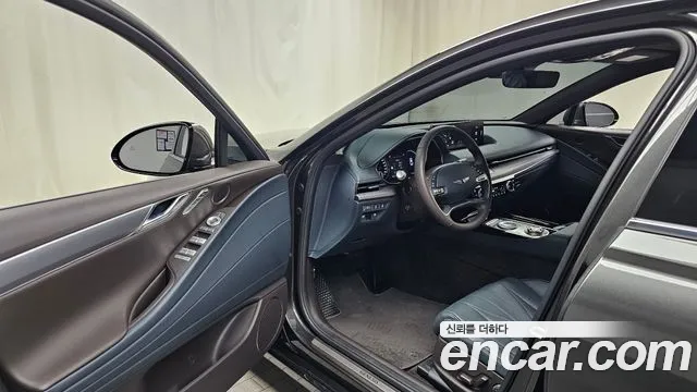 Genesis G80 Бензин 2.5 турбо AWD — Фото автомобиля 10