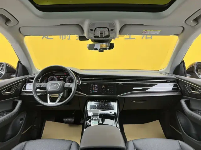 Audi Q8 — Фото автомобиля 16