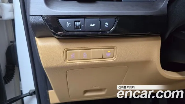 Kia Carnival 4th Gen — Фото автомобиля 25