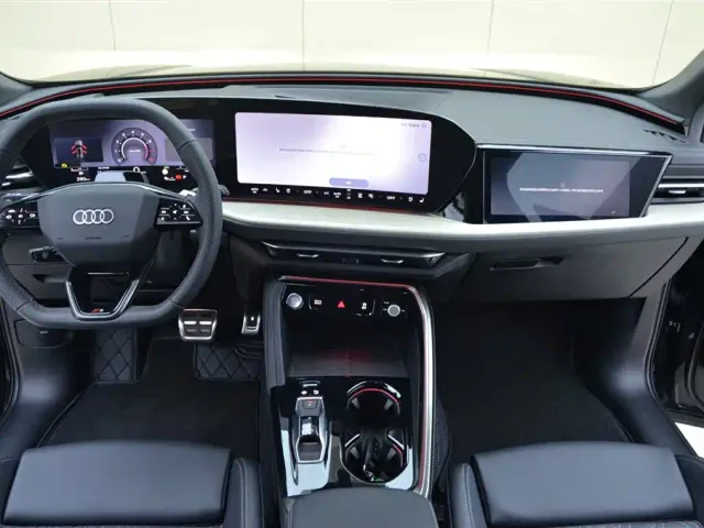 Audi Q5L — Фото автомобиля 6