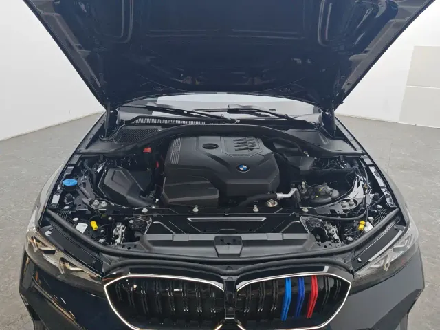 BMW 3 Series — Фото автомобиля 13
