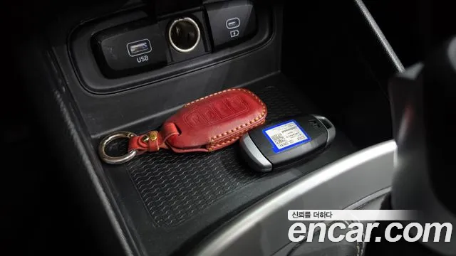 Hyundai Venue Venue 1.6 Premium — Фото автомобиля 14