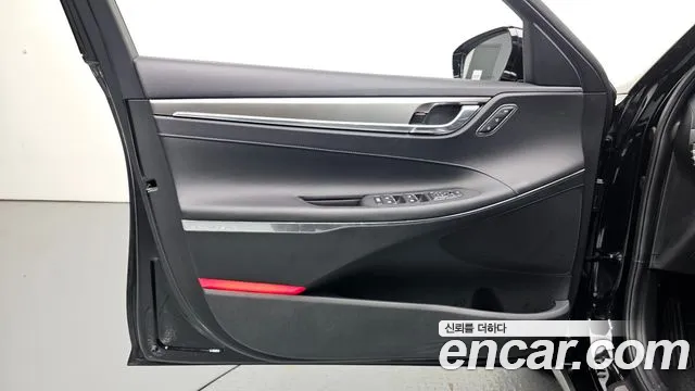 Hyundai Grandeur Новый Grandeur IG — Фото автомобиля 24