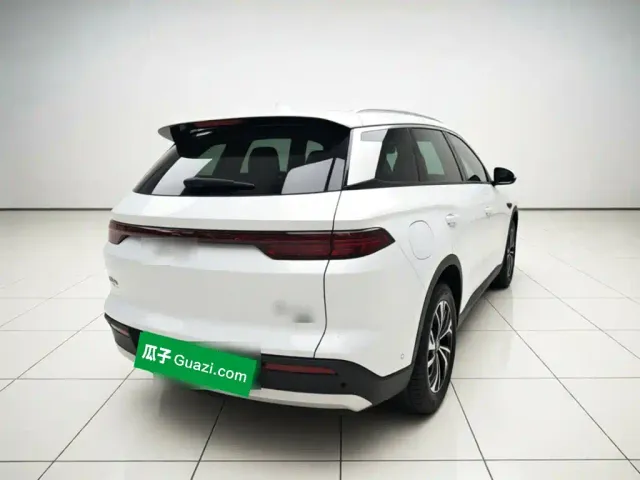 BYD Song Pro — Фото автомобиля 6