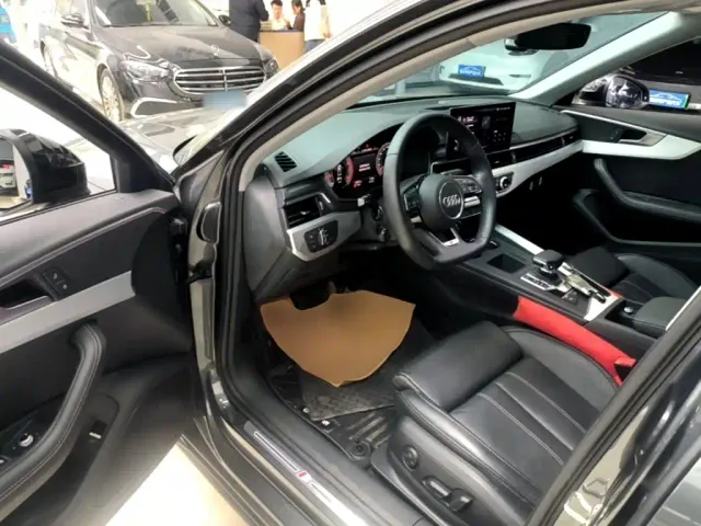 Audi A4L — Фото автомобиля 15