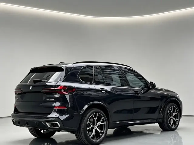 BMW X5 — Фото автомобиля 4