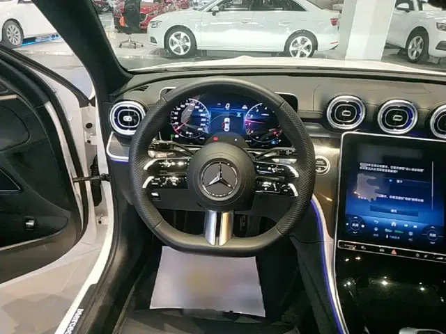 Mercedes-Benz C-Class — Фото автомобиля 10