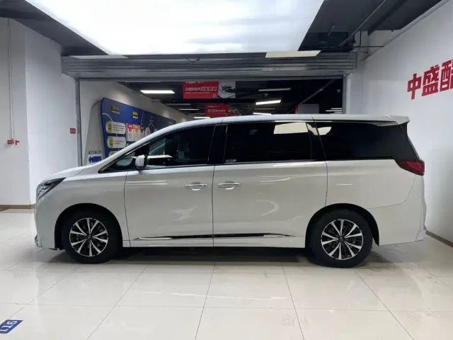 GAC Trumpchi M8 — Фото автомобиля 4