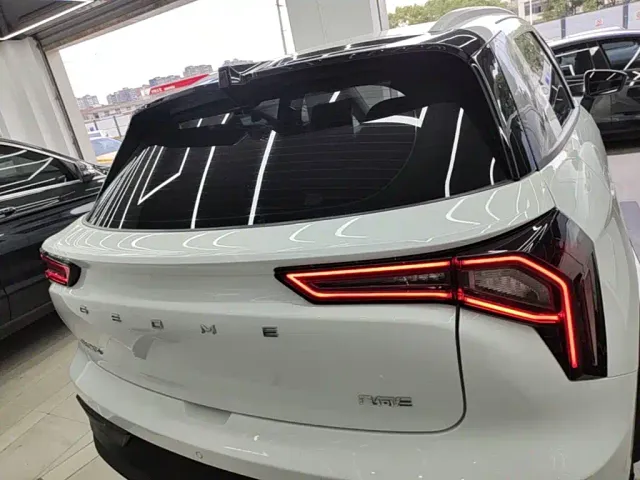 Geely Geometry E Firefly — Фото автомобиля 5