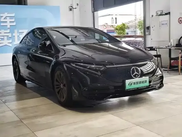 Mercedes-Benz EQS — Фото автомобиля 3