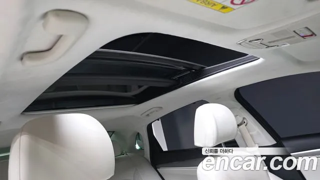 Hyundai Grandeur New — Фото автомобиля 24