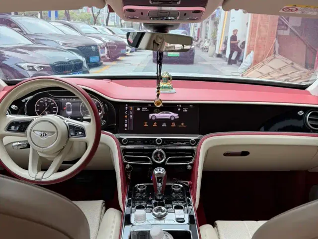 Bentley Flying Spur — Фото автомобиля 9