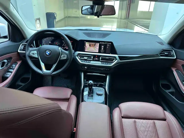 BMW 3 Series — Фото автомобиля 19