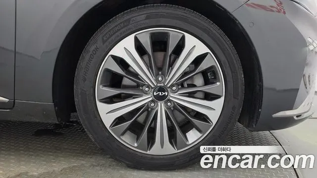 Kia K8 2.5 Бензин 2WD — Фото автомобиля 18