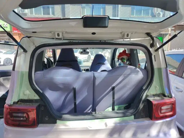 Wuling Hongguang Mini EV — Фото автомобиля 9