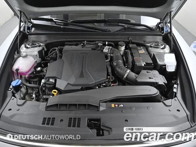 Hyundai Grandeur GN7 — Фото автомобиля 6
