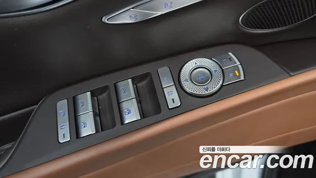 Genesis G80 Бензин 2.5 турбо 2WD — Фото автомобиля 28