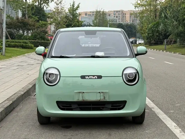 Changan Lumin — Фото автомобиля 2