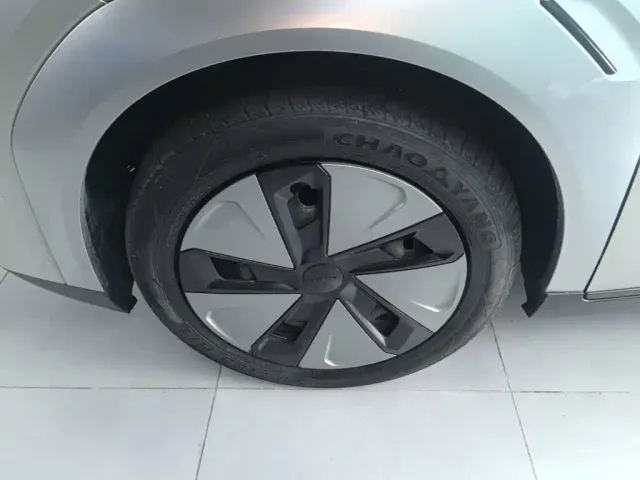 GAC Aion Y — Фото автомобиля 22