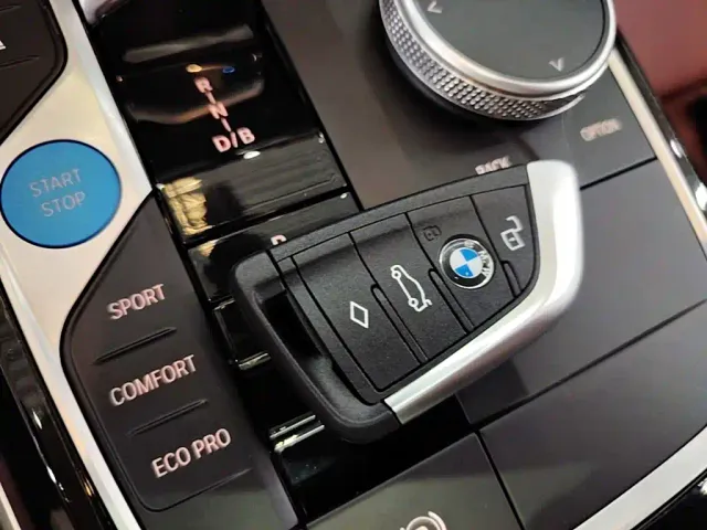 BMW i3 — Фото автомобиля 8