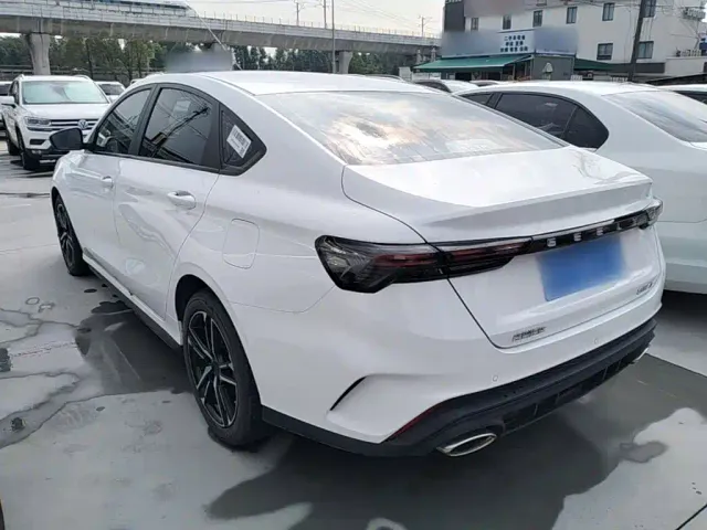 Geely Binrui — Фото автомобиля 4