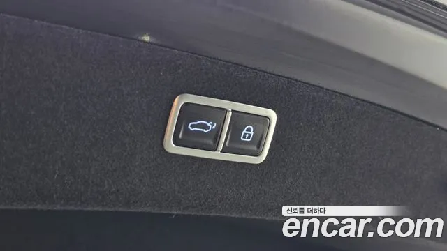 Genesis G80 Бензин 2.5 турбо AWD — Фото автомобиля 17