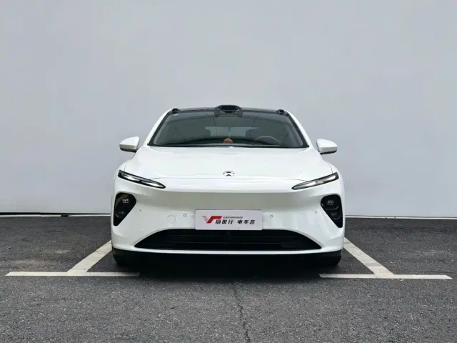 Nio ET7 — Фото автомобиля 2