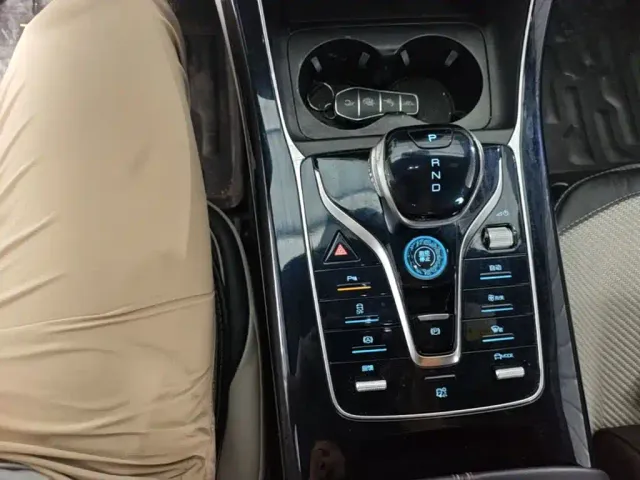 BYD Qin PLUS — Фото автомобиля 13