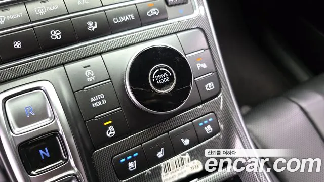 Hyundai Santafe Новый Santa Fe Бензин 2.5T 2WD — Фото автомобиля 24