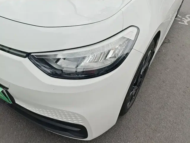 Volkswagen ID.3 — Фото автомобиля 23