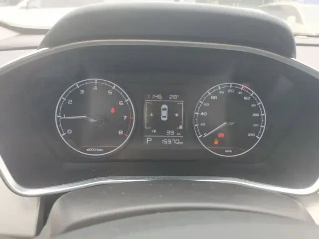 Geely Binyue — Фото автомобиля 11