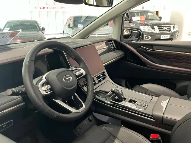 GAC Trumpchi M8 — Фото автомобиля 5