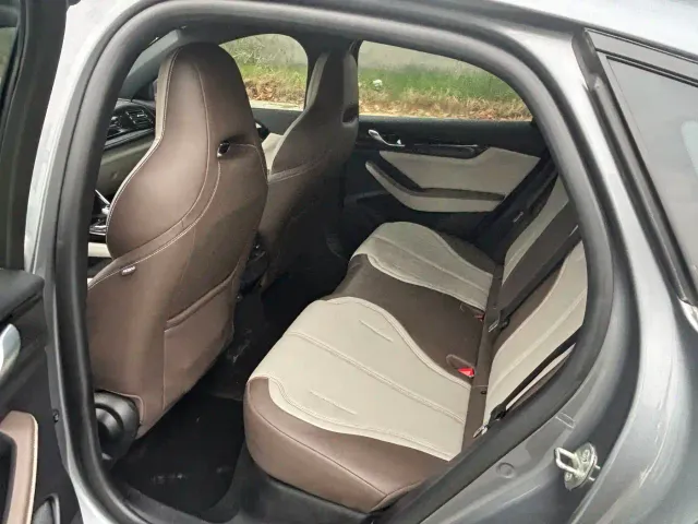 BYD Qin PLUS — Фото автомобиля 8