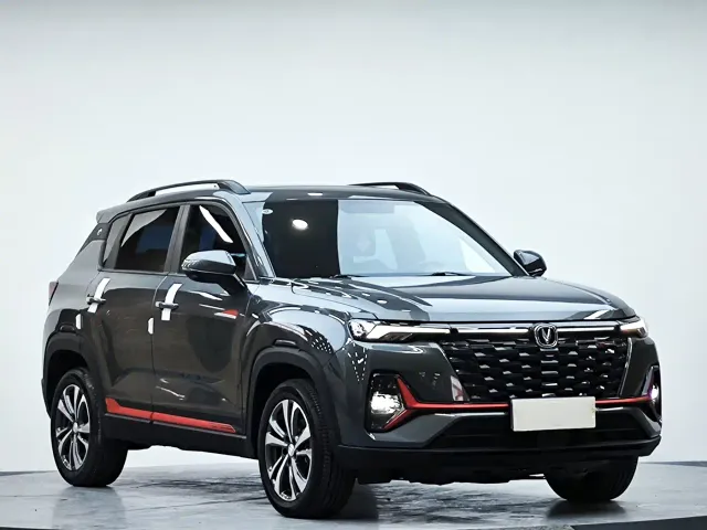 Changan CS35 Plus — Фото автомобиля 4