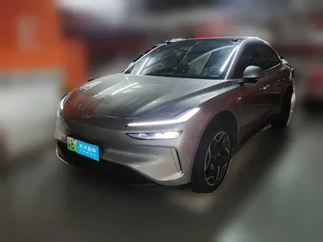 Фотография автомобиля — Onvo L60