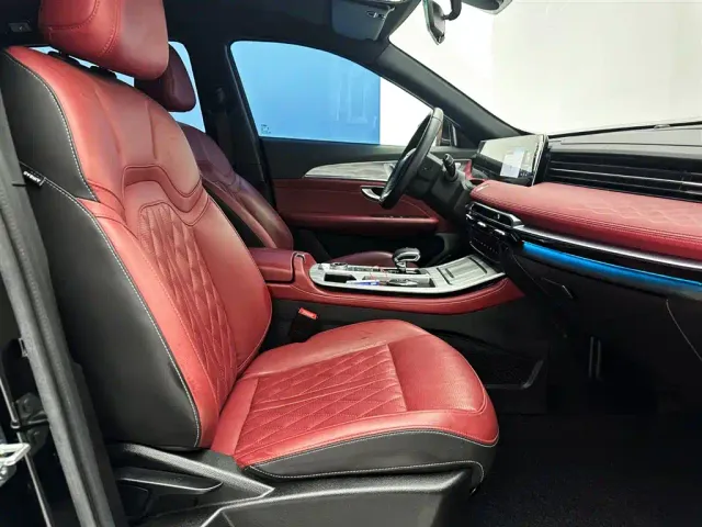 Jetour X70 Plus — Фото автомобиля 12