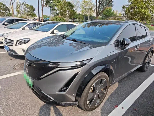 Nissan Ariya — Фото автомобиля 3