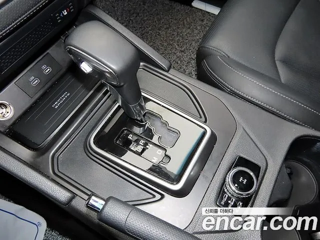 KGM Rexton — Фото автомобиля 9