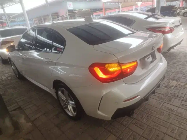 BMW 1 Series — Фото автомобиля 4