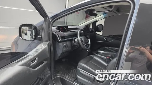 Hyundai Staria — Фото автомобиля 10