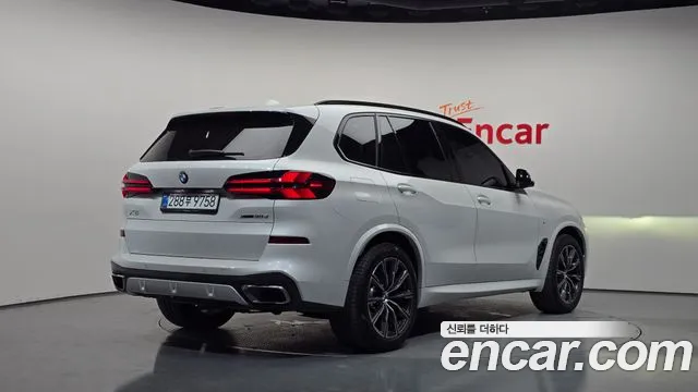 Фотография автомобиля — BMW X5 G05