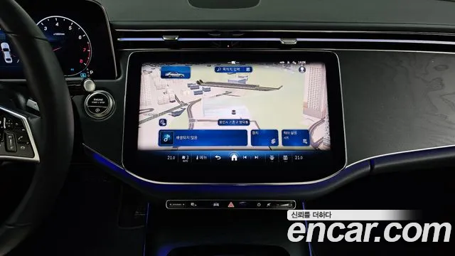 Mercedes-Benz E-Class — Фото автомобиля 12